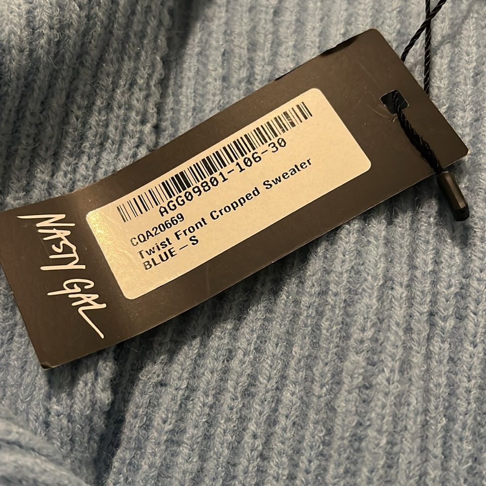 Sweater - Picture 4 of 4